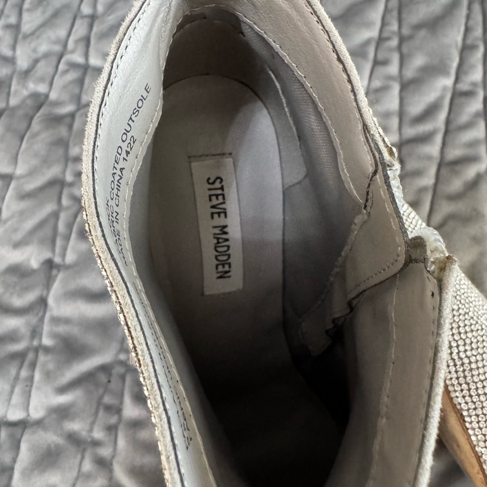 Silver Rhinestone Ankle Boots Steve Madden 9.5 - Picture 8 of 9